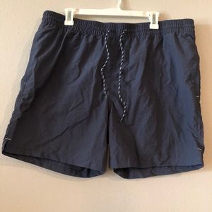 Men’s short swim trunks